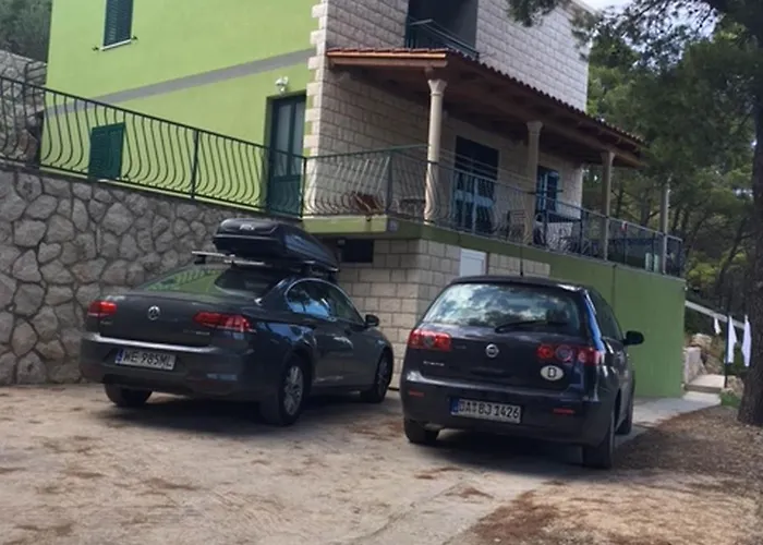 Matusko 公寓 萨普伦纳拉